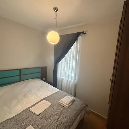 Charming Compact Near Taksim Beyoglu No2 Apartment